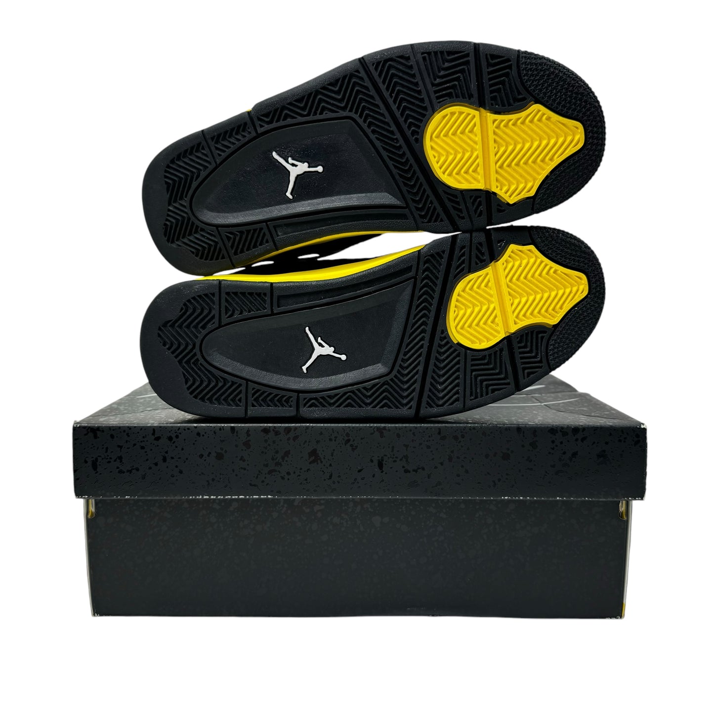 Jordan 4 Retro Thunder