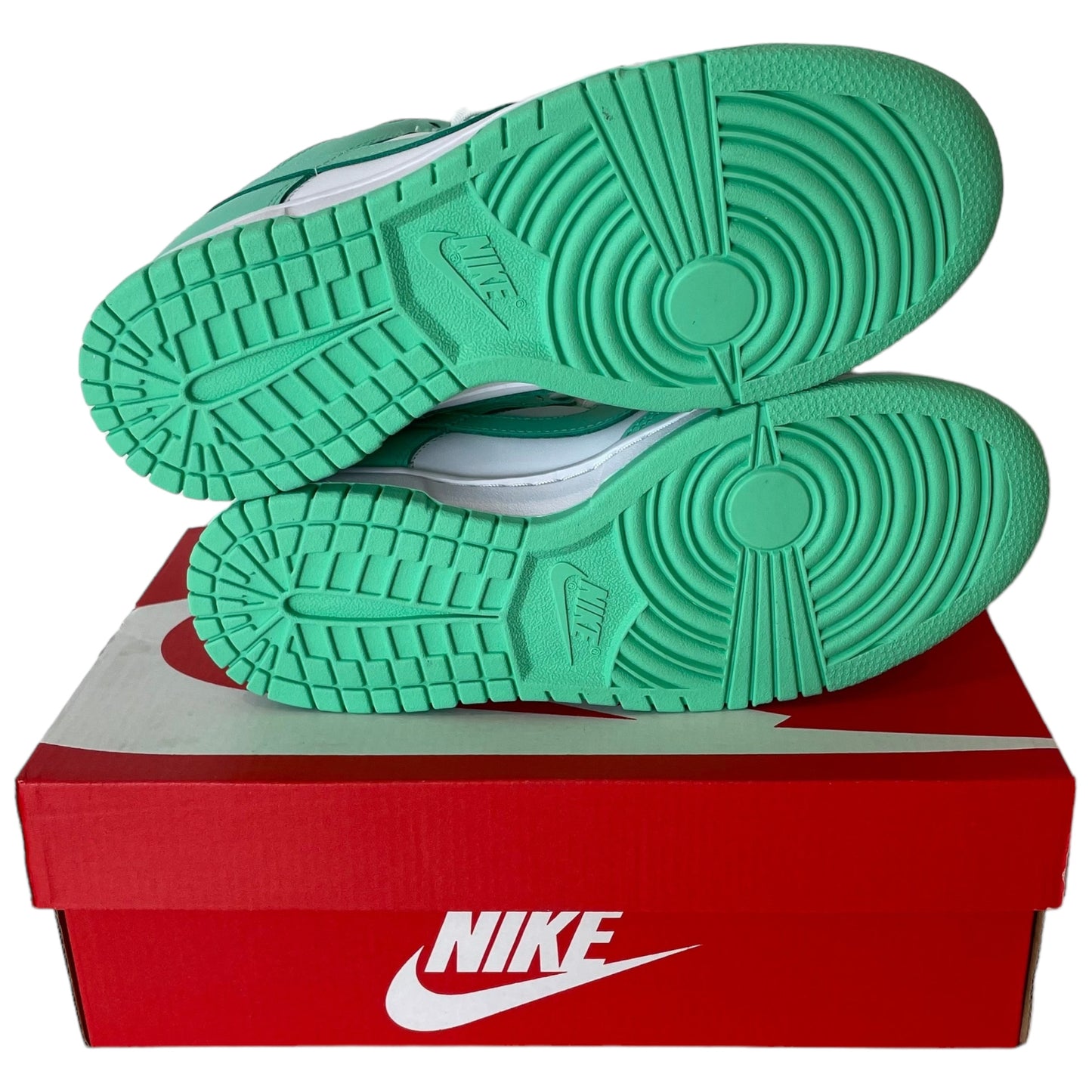 Nike Dunk Low Green Glow