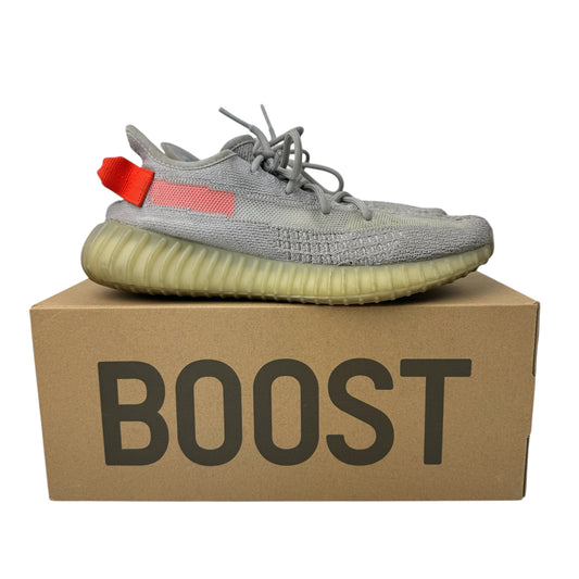 Yeezy 350 V2 Tail Light
