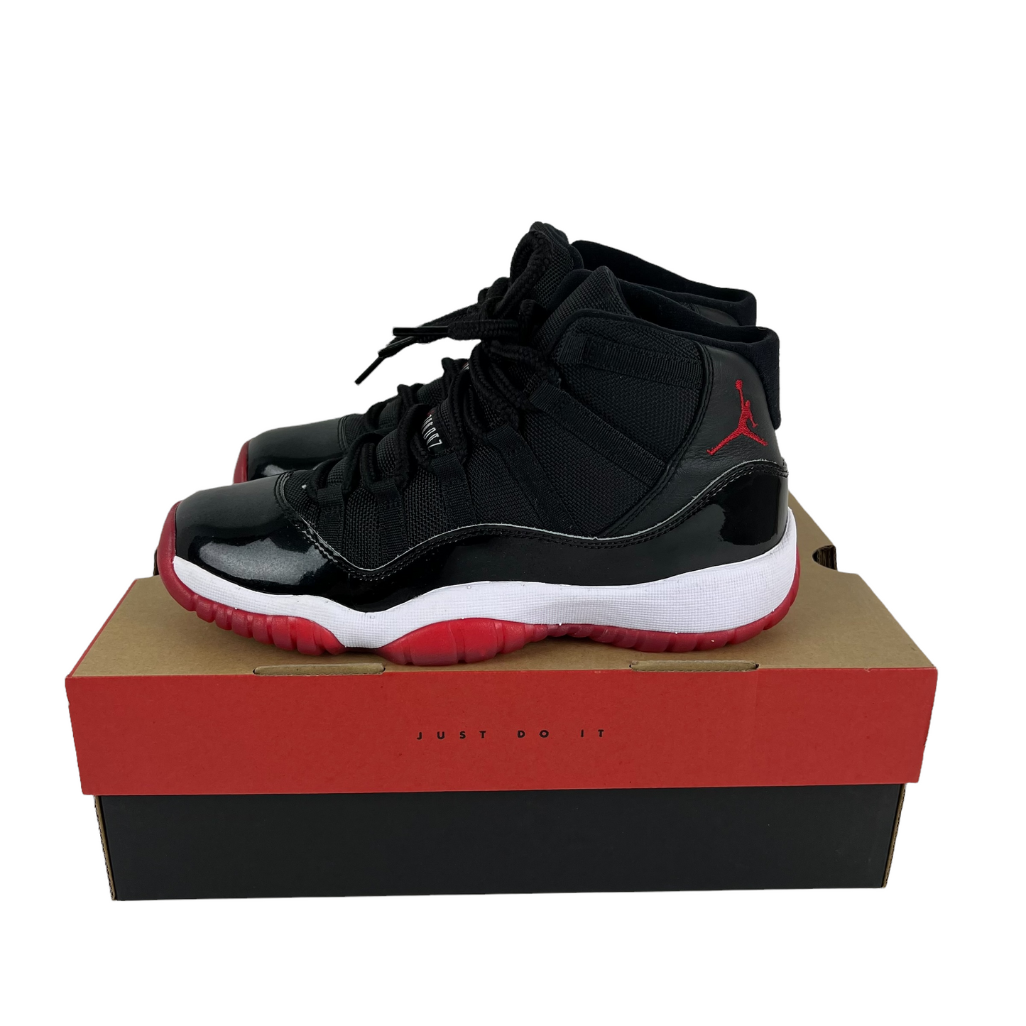 Jordan 11 Retro Playoffs Bred (2019)