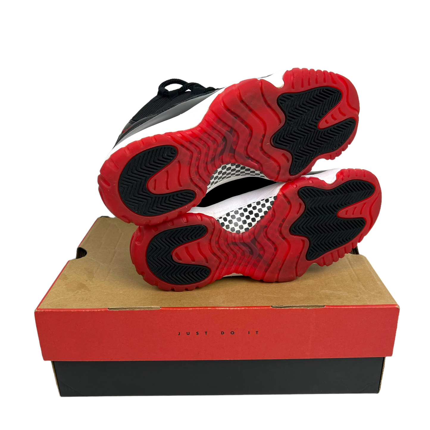 Jordan 11 Retro Playoffs Bred (2019)