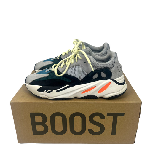 Yeezy 700 Wave Runner