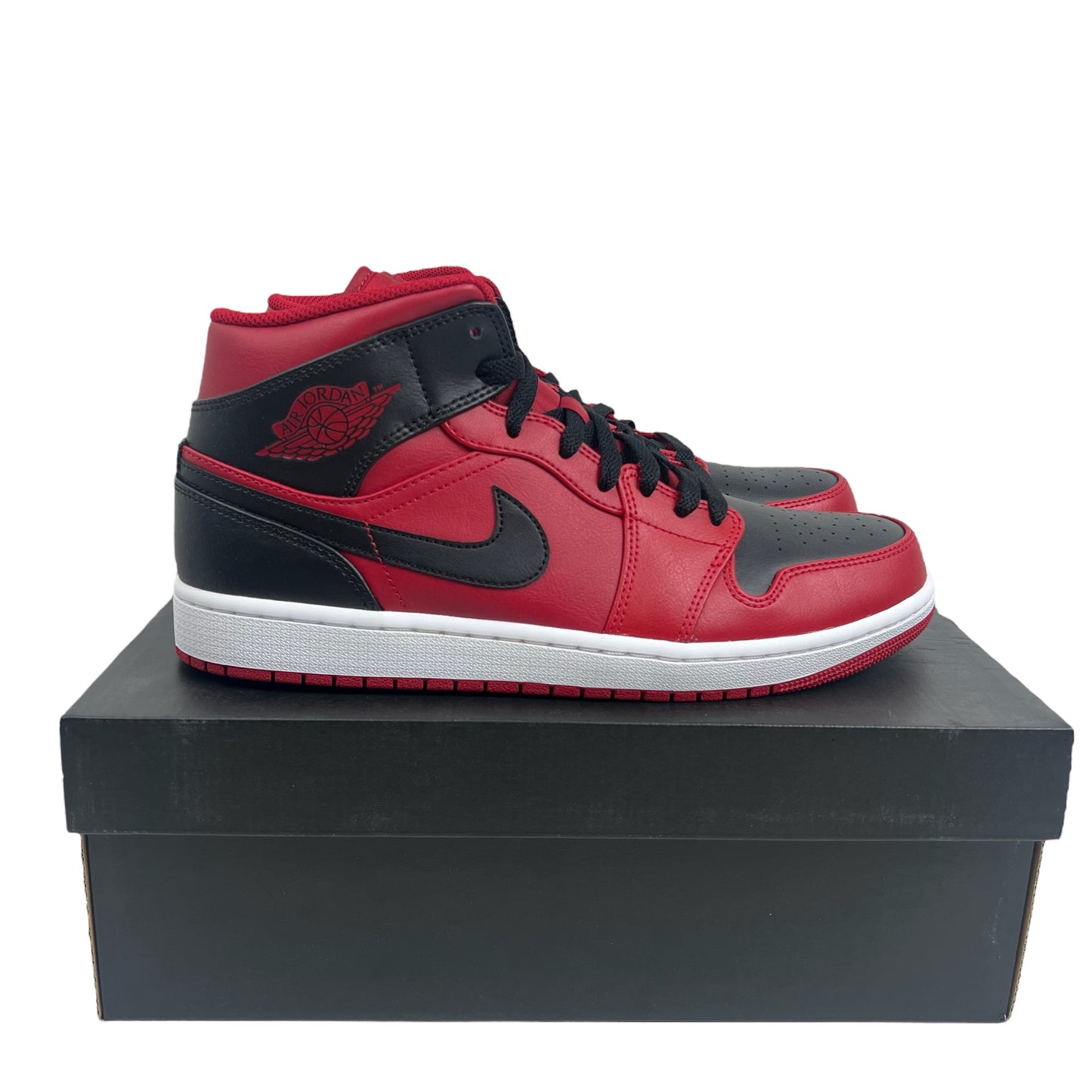 Jordan 1 Mid Reverse Bred